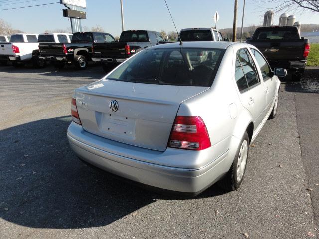 2004 Volkswagen Jetta S Sedan