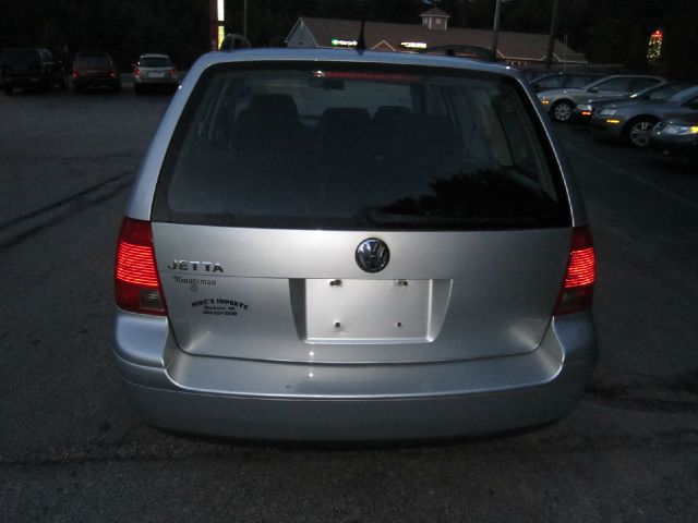 2004 Volkswagen Jetta Quad Cab 4x2 Shortbox XLT