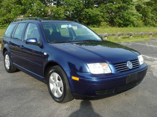 2004 Volkswagen Jetta Quad Cab 4x2 Shortbox XLT