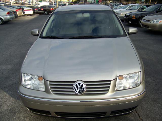 2004 Volkswagen Jetta S Sedan