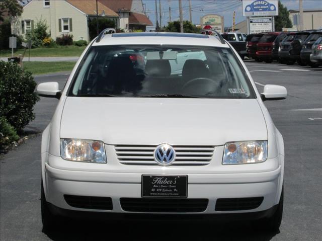 2004 Volkswagen Jetta FWD 4dr Sport