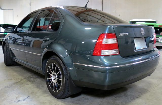 2004 Volkswagen Jetta 2WD CREW CAB 169 ST