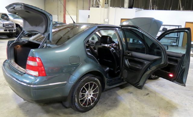 2004 Volkswagen Jetta 2WD CREW CAB 169 ST