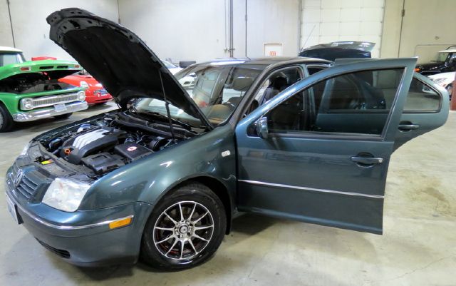 2004 Volkswagen Jetta 2WD CREW CAB 169 ST