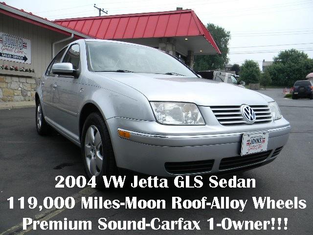 2004 Volkswagen Jetta 4dr Sdn I4 CVT 2.5 S Sedan