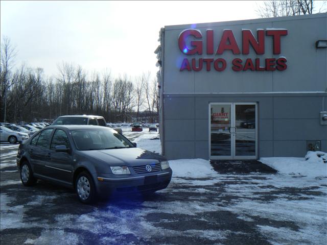 2004 Volkswagen Jetta S Sedan