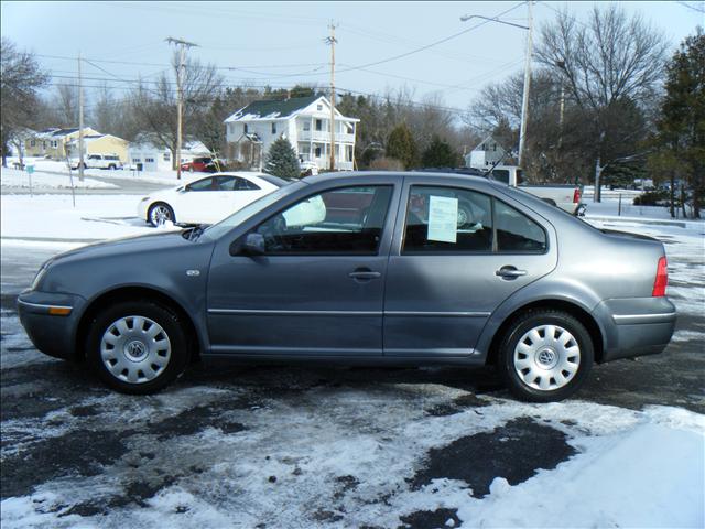 2004 Volkswagen Jetta S Sedan