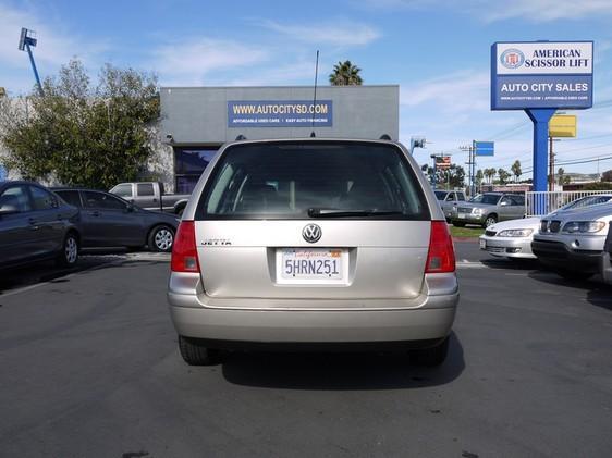 2004 Volkswagen Jetta I-4 Manual