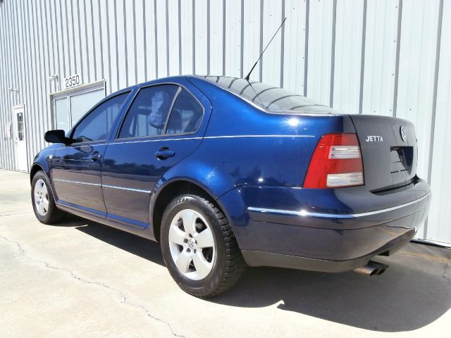 2004 Volkswagen Jetta King Cab 4WD