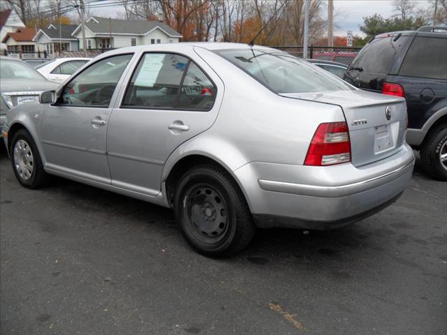 2004 Volkswagen Jetta Platinum 4X4 Lifted