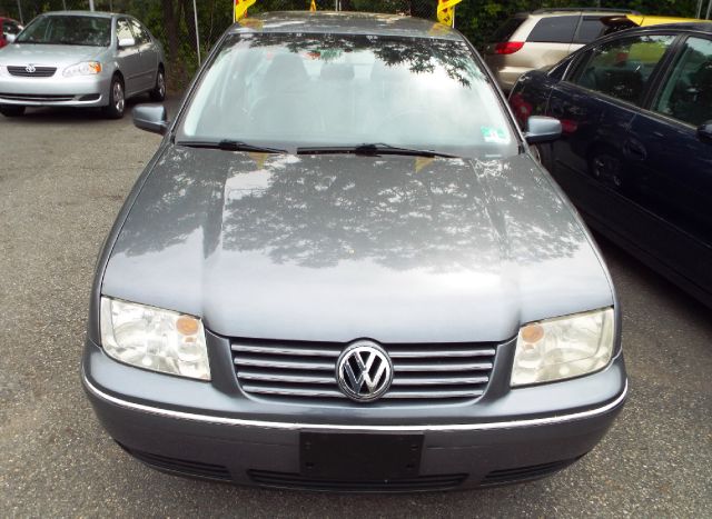 2004 Volkswagen Jetta S V6 4-door