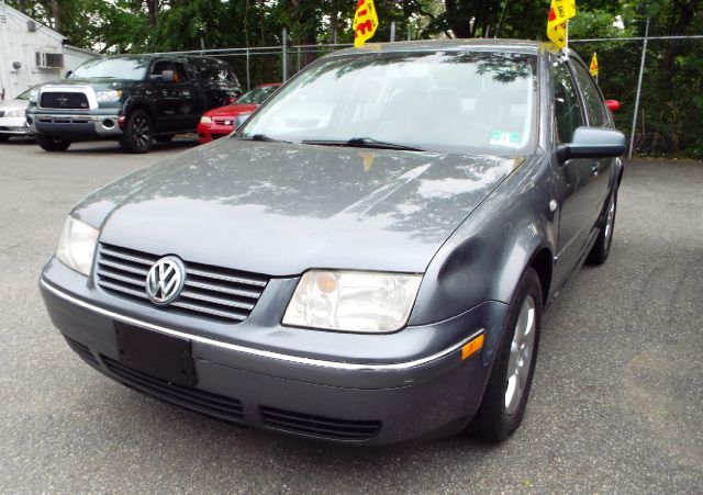 2004 Volkswagen Jetta S V6 4-door