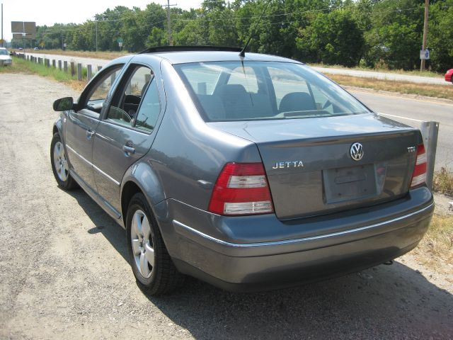 2004 Volkswagen Jetta 2WD CREW CAB 169 ST