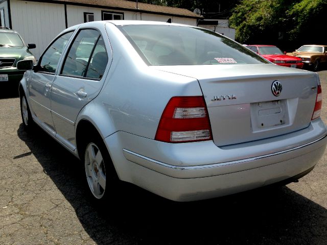 2004 Volkswagen Jetta Ml500 4matic 4dr 5.0L AWD SUV