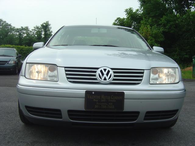 2004 Volkswagen Jetta 4matic 4dr 3.5L