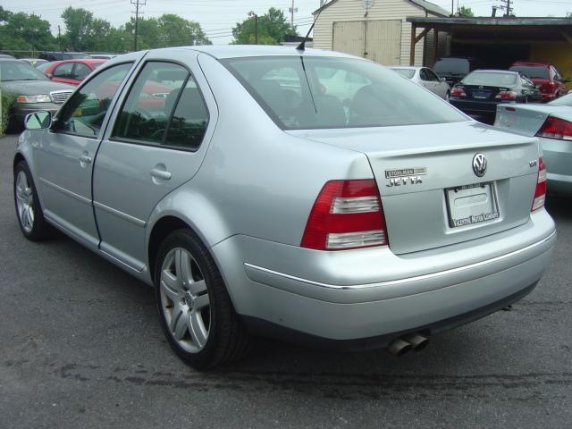 2004 Volkswagen Jetta 4matic 4dr 3.5L