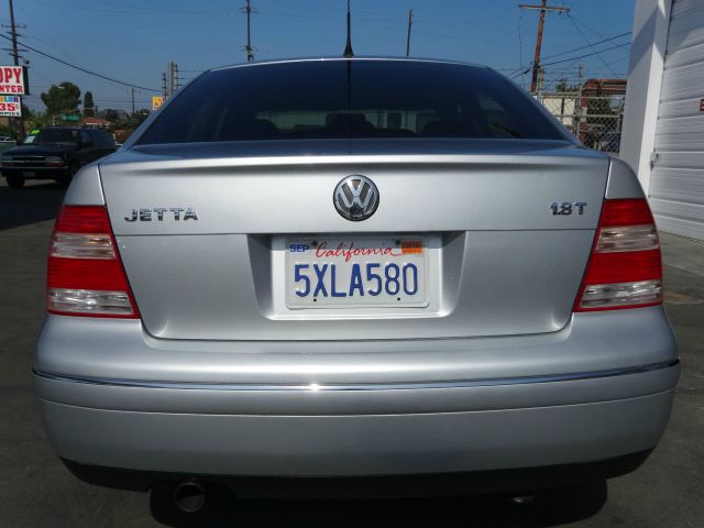 2004 Volkswagen Jetta King Cab 4WD