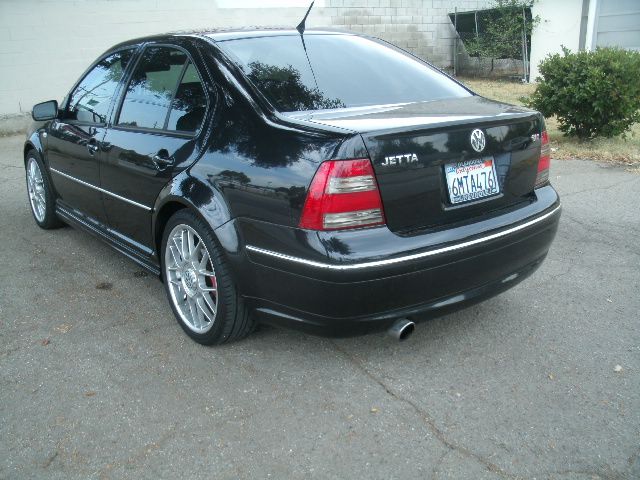 2005 Volkswagen Jetta Ml500 4matic 4dr 5.0L AWD SUV