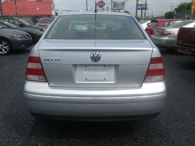 2005 Volkswagen Jetta EXV6 AT Leather