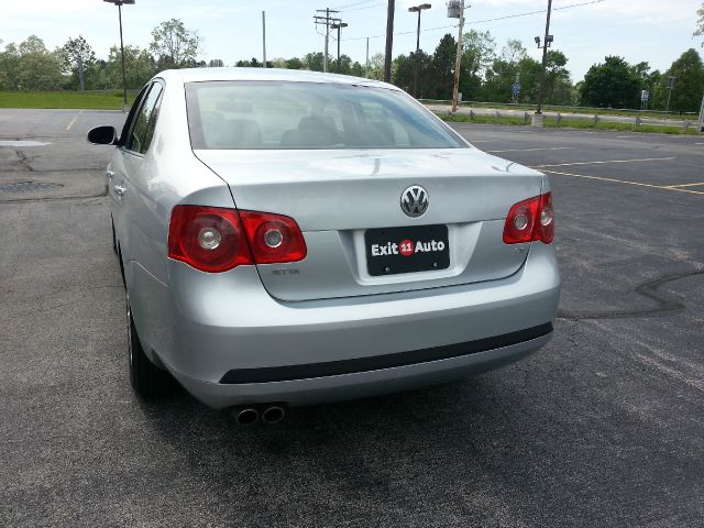 2005 Volkswagen Jetta 4dr Wgn SEL Premium