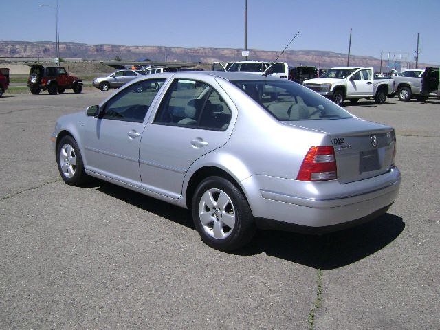 2005 Volkswagen Jetta EXV6 AT Leather