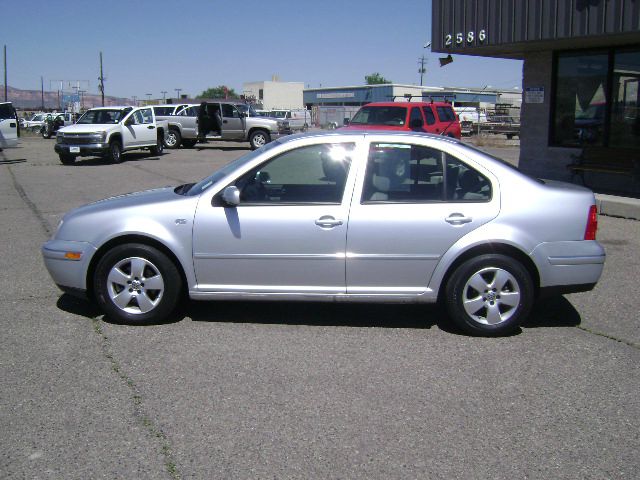 2005 Volkswagen Jetta EXV6 AT Leather