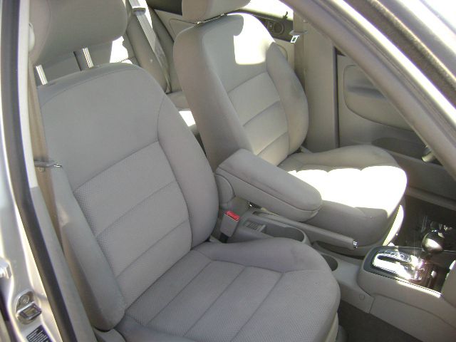 2005 Volkswagen Jetta EXV6 AT Leather