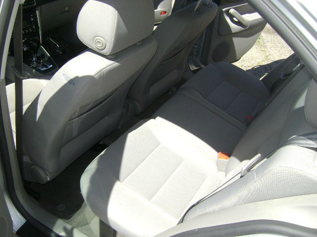 2005 Volkswagen Jetta EXV6 AT Leather