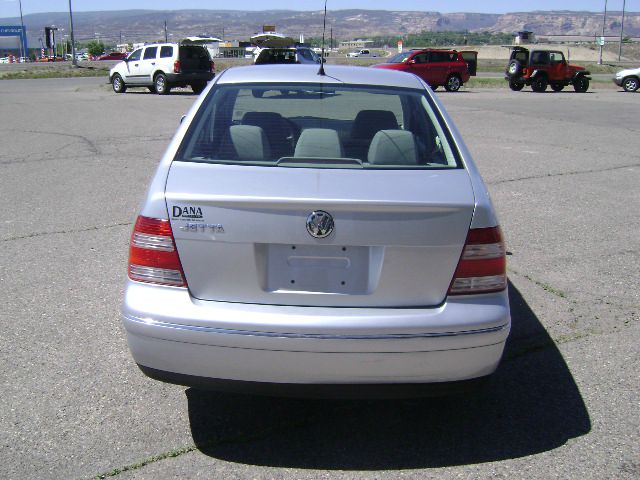 2005 Volkswagen Jetta EXV6 AT Leather