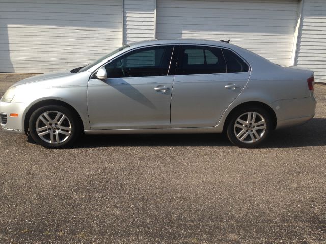 2005 Volkswagen Jetta CD With MP3