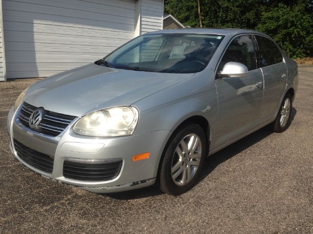 2005 Volkswagen Jetta CD With MP3