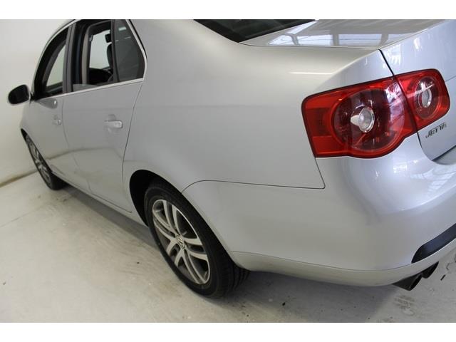 2005 Volkswagen Jetta Reg Cab 118 WB