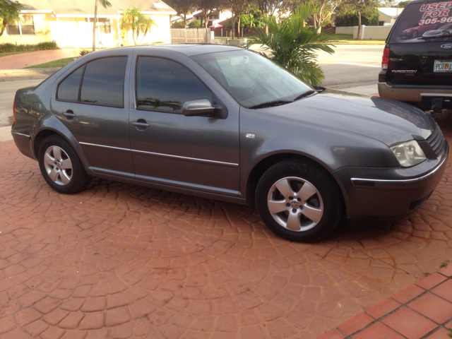 2005 Volkswagen Jetta EXV6 AT Leather