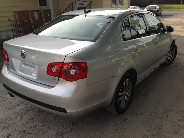 2005 Volkswagen Jetta 530i Sport Package