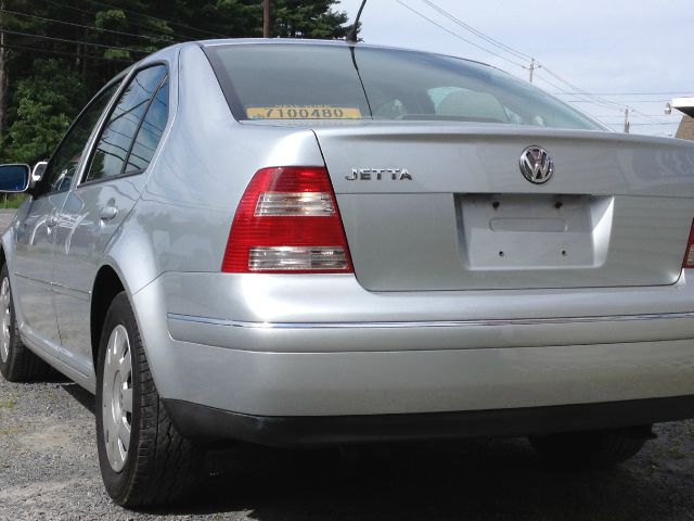 2005 Volkswagen Jetta EXV6 AT Leather