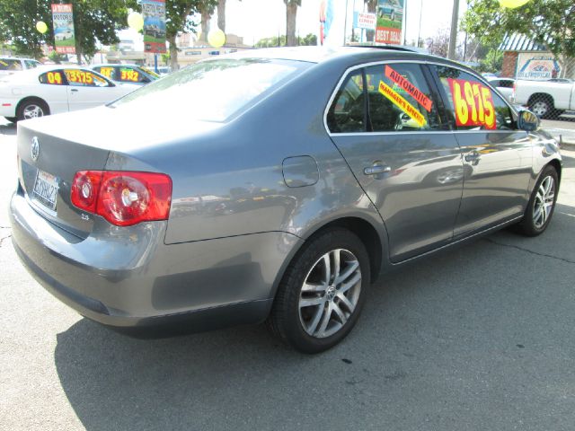 2005 Volkswagen Jetta Limited Wagon