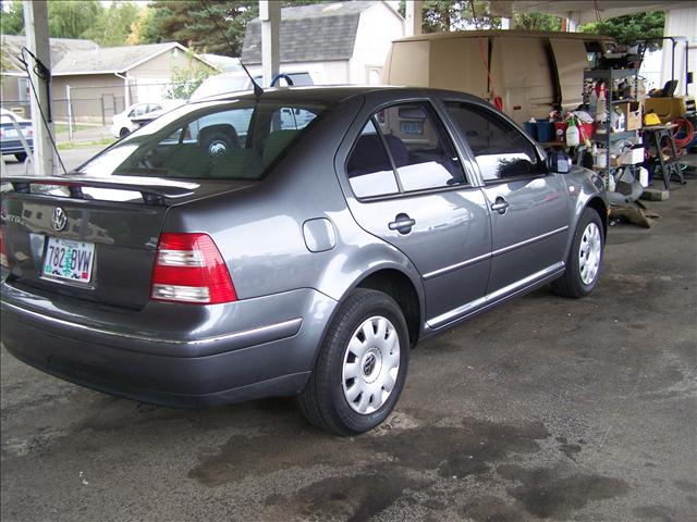 2005 Volkswagen Jetta S Sedan