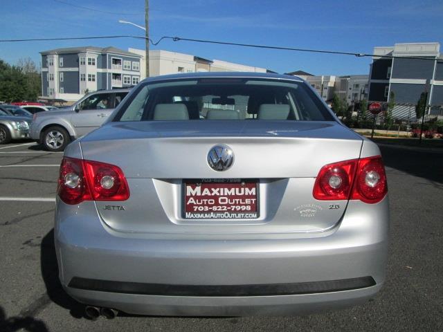 2005 Volkswagen Jetta GS-R