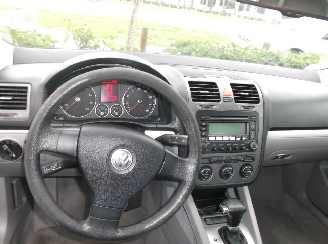 2005 Volkswagen Jetta Limited Wagon