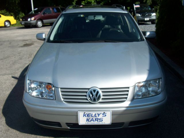 2005 Volkswagen Jetta 4dr 112 WB AWD