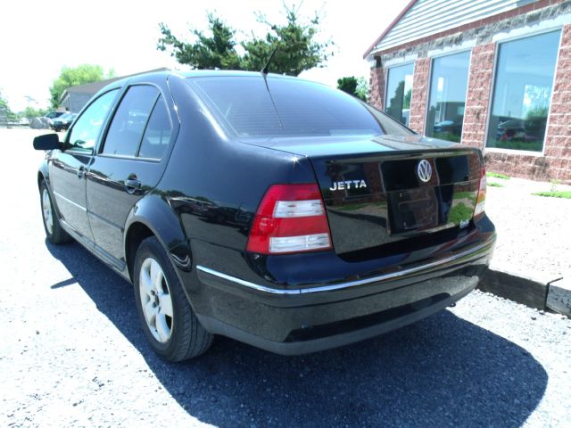 2005 Volkswagen Jetta EXV6 AT Leather