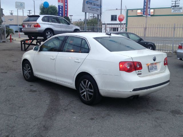 2005 Volkswagen Jetta Limited Wagon