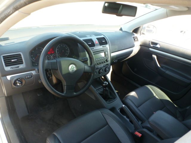 2005 Volkswagen Jetta CD With MP3