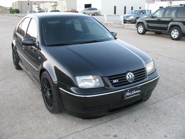 2005 Volkswagen Jetta Ml500 4matic 4dr 5.0L AWD SUV