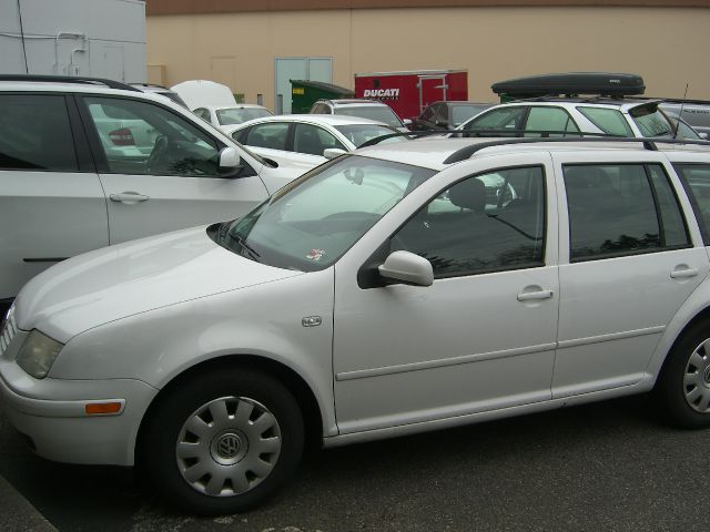 2005 Volkswagen Jetta 4matic 4dr 3.5L