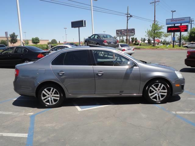 2005 Volkswagen Jetta Reg Cab 118 WB