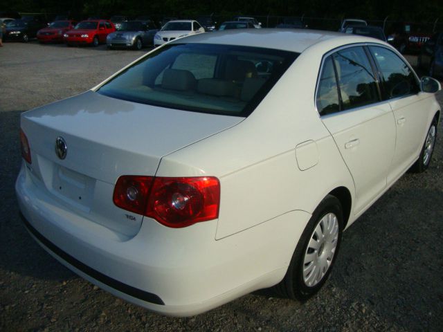 2005 Volkswagen Jetta CD With MP3