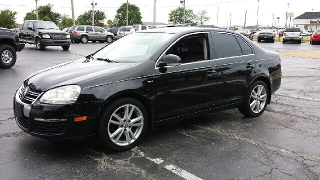 2006 Volkswagen Jetta > 2,695 Down