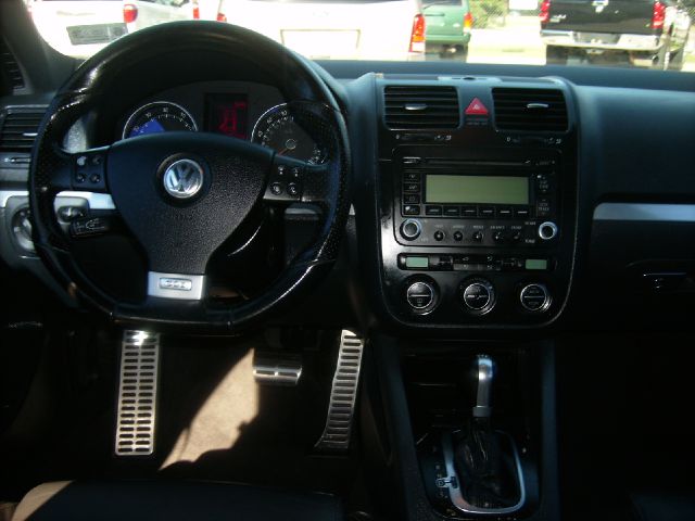 2006 Volkswagen Jetta 5.0L