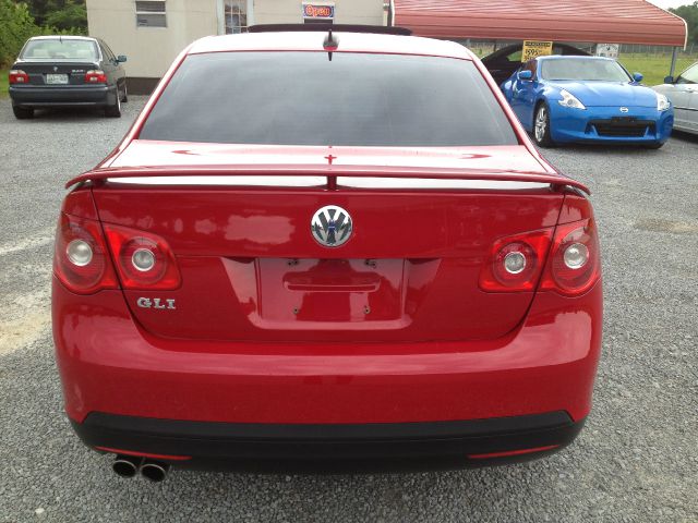 2006 Volkswagen Jetta 5.0L